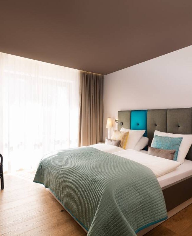 q raum inhalt Hotel Zimmer Taufstein 4