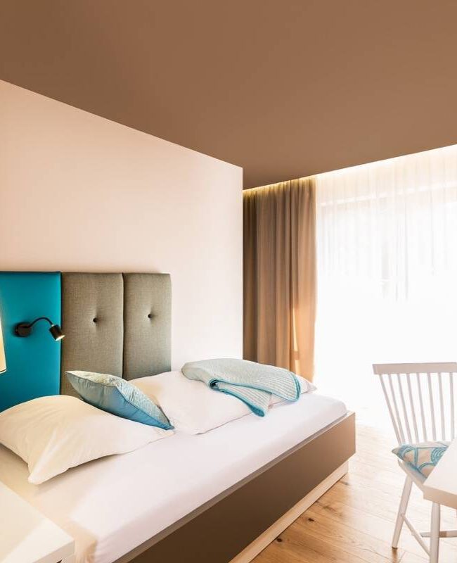 q raum inhalt Hotel Zimmer Taufstein 6