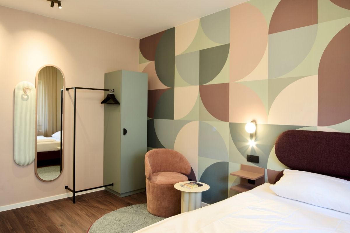 1 raum und inhalt hotelzimmer haus der standesbeamnten fulda q