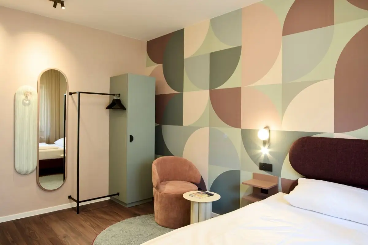 1 raum und inhalt hotelzimmer haus der standesbeamnten fulda q